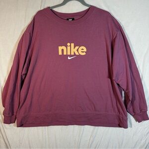 •SOLD• Nike sweatshirt